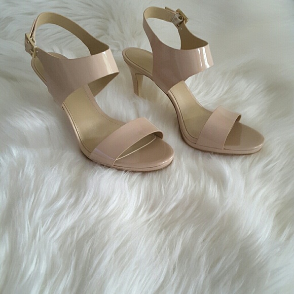 Michael kors heeled Sandals cream color - Picture 3 of 5